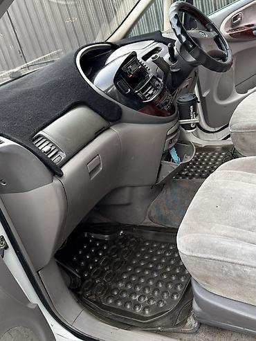 мухобойник: Toyota Estima: 2003 г., 2.4 л, Автомат, Газ, Минивэн — 6