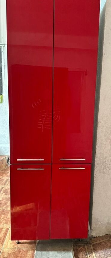 кухуный угалок: Кухонный гарнитур, цвет - Красный, Металл