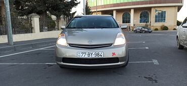 kreditle nomrelerin satisi in Azərbaycan | SİM-KARTLAR: Toyota Prius 1.5 l. 2008 | 176000 km
