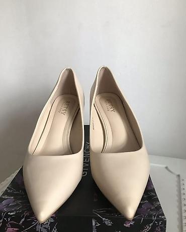 Туфли, 38, Betsy, Новый, цвет - Бежевый, Самовывоз at lalafo.kg Туфли, 38, Betsy, Новый, цвет - Бежевый, Самовывоз