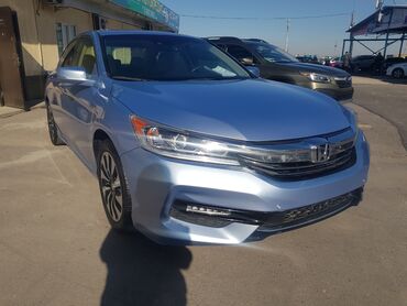авто гаражное хранение: Honda Accord: 2016 г., 2 л, Вариатор, Гибрид, Седан