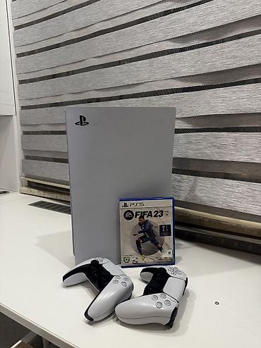 PS5 (Sony PlayStation 5): Playstation 5. 1Tb 2 joystik üzerinde verilir. Joystilde analog — 1