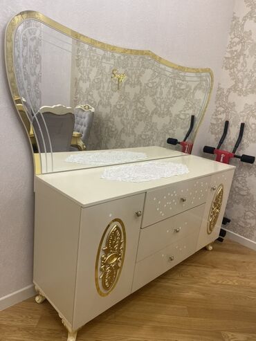 Qonaq otağı dəstləri: İşlənmiş, Azərbaycan — 3