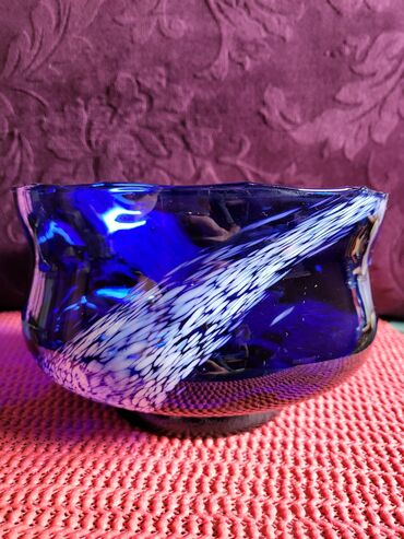 Ostalo posuđe: Cinija,bobonijera nova usnama izvlaceno staklo. iz 70,80ih na lalafo.rs — 5 Ostalo posuđe: Cinija,bobonijera nova usnama izvlaceno staklo. iz 70,80ih — 5