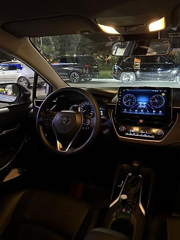 Toyota: Toyota Corolla: 2022 г., 1.8 л, Вариатор, Гибрид, Седан — 8