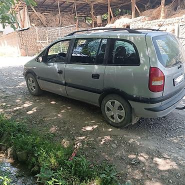 Унаа: Opel Zafira: 2001 г., 1.8 л, Кол менен иштөөчү, Бензин, Вэн/Минивэн — 1