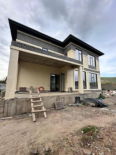 Продажа коттеджей и домов: 📣 Продаётся роскошный дом в VIP-городке! 📍 Локация: с. Беш-Кунгой — 2