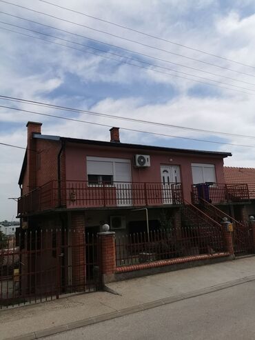 Prodaja stanova: 4 sobe, 100 kv. m, 1 sprat — 10