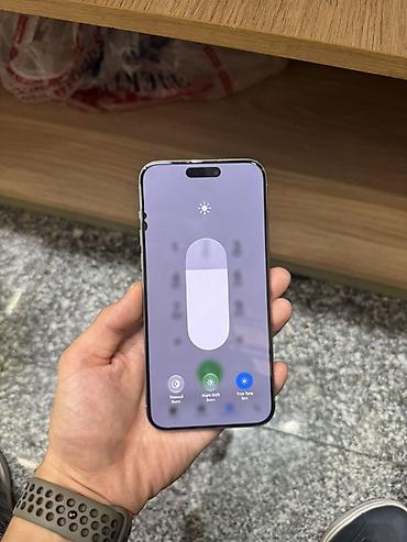 samsung a52s: IPhone 15 Pro Max, 256 ГБ пятно на работу не влияет - Модель: iPhone — 3