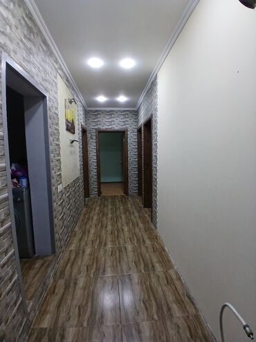 Uzunmüddətli kirayə evlər: 80 kv. m, 3 otaqlı, Qaz, İşıq, Su -da lalafo.az — 3 Uzunmüddətli kirayə evlər: 80 kv. m, 3 otaqlı, Qaz, İşıq, Su — 3