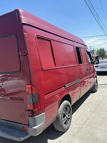 sprinter 2 2: Грузовой фургон Mercedes-Benz Sprinter (длинная база, высокий кузов) — 3