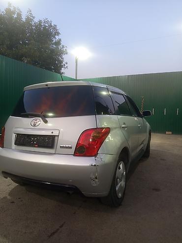дайхатсу рокки: Toyota Ist: 2002 г., 1.3 л, Автомат, Бензин, Хэтчбэк — 5