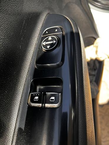 кия рио х лайн: Kia Rio: 2019 г., 1.4 л, Механика, Бензин, Седан — 8