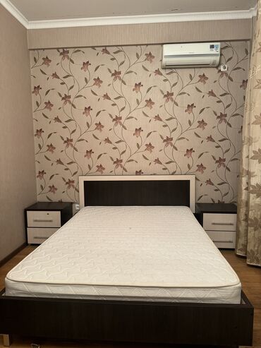 мебель камот: Спальная гарнитура Б/У в хорошем состоянии: Матрас+кровать Комод 2