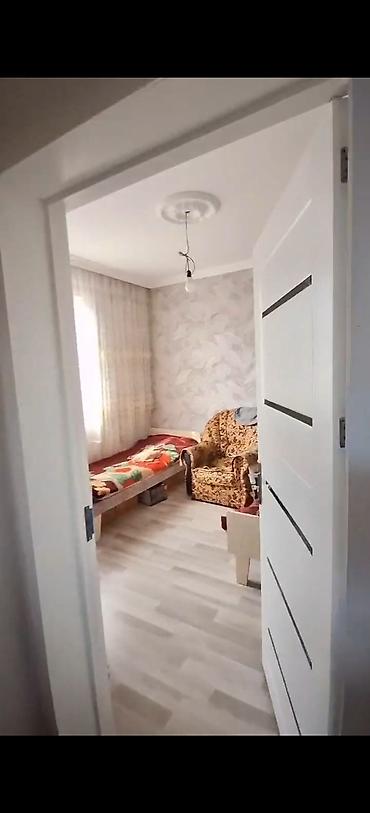 göygöl ev satılır: 3 otaqlı, 1 kv. m, Kredit var, Yeni təmirli — 6