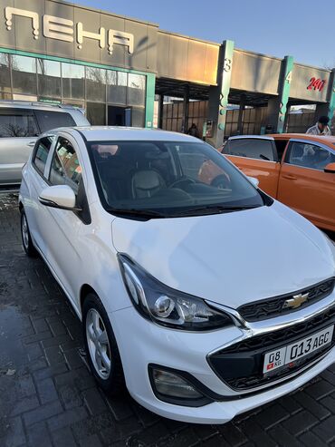 машина алмашам: Chevrolet Spark: 2018 г., 1 л, Вариатор, Бензин