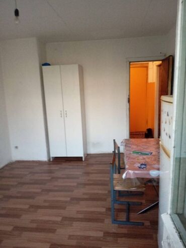 сдаю квартиру тец 2: 1 комната, 13 м², Общежитие и гостиничного типа, 4 этаж, Старый ремонт