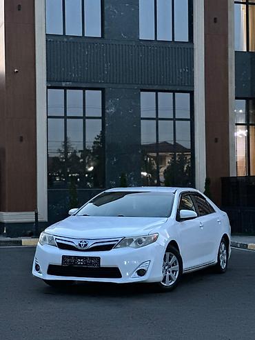 Toyota Camry: 2014 г., 2.5 л, Автомат, Гибрид, Седан