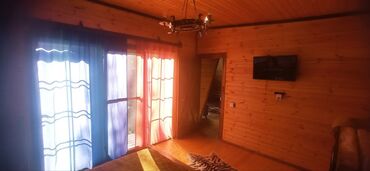 Günlük kirayə evlər: 50 kv. m, 2 otaqlı, İnternet, İşıq, Su — 23