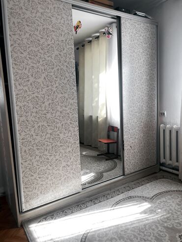 купить туалет: Купе шкаф, Колдонулган, Күзгүсү менен