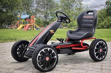 avion igracka za decu: Pedalni go-kart Abarth – sportski dizajn za aktivnu vožnju dece - — 2