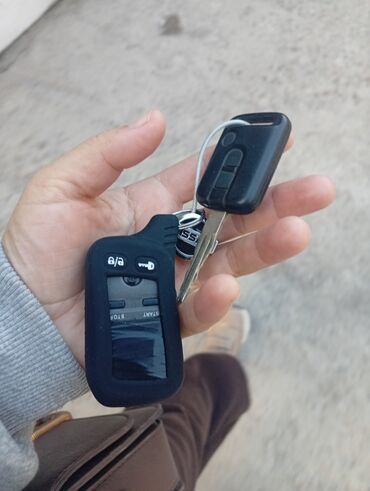 щиток приборов нексия: Nissan Bluebird: 2003 г., Седан