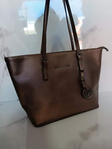 Torbe: Torbe 
Velike cena 4100din, manje po 3000din — 4