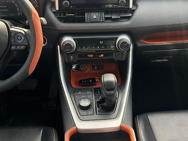 Toyota: Toyota RAV4: 2019 г., 2.5 л, Автомат, Бензин, Внедорожник — 4