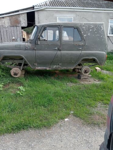 reduktor suretler qutusu: UAZ “Buhanka” (kuzov-furqon tipli) off-road avtomobilinin komplekti və