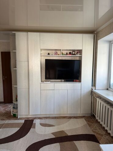 квартира 2 комнатная продаю: 2 комнаты, 42 м², Хрущевка, 2 этаж, Евроремонт