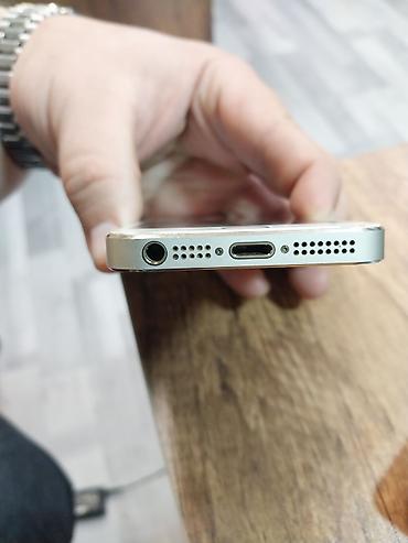сколько стоит iphone 5: IPhone 5s, 16 GB, Qızılı, Barmaq izi — 3