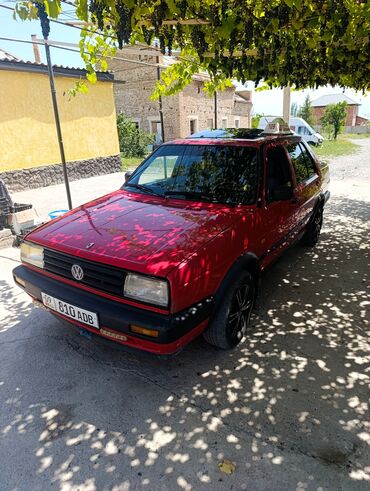 на жетту: Volkswagen Jetta: 1990 г., 1.8 л, Механика, Бензин, Седан