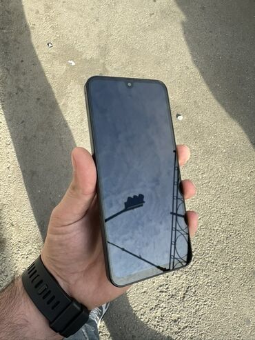 samsung a06 qiymeti: Samsung Galaxy A16, rəng - Qara, İki sim kartlı