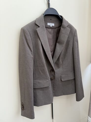 прогулочные коляски geoby c409: Pencəklər hər biri 10 azn, çox az istifadə olunub.
Ölçü S