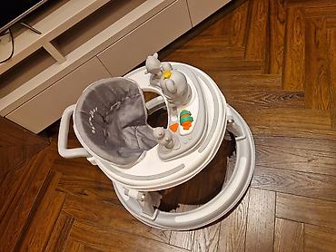 Uşaq gəzdiricisi (Baby Walker) - Dairəvi baza və 360° fırlanan lalafo.az -da Uşaq gəzdiricisi (Baby Walker) - Dairəvi baza və 360° fırlanan