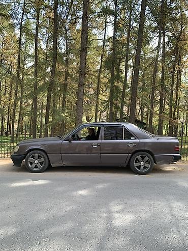 бу авто ключи: Mercedes-Benz W124: 1993 г., 2 л, Механика, Бензин, Седан — 2