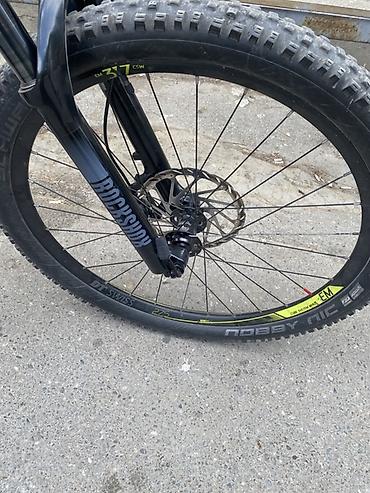 Velosipedlər: Trinx hardtail dağ velosipedi Texniki xüsusiyyətlər: - Çərçivə: Trinx — 3