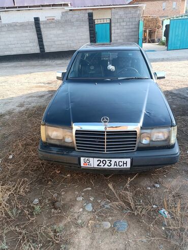 мерс кроссовер: Mercedes-Benz W124: 1988 г., 2.3 л, Механика, Бензин, Седан