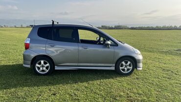 honda fit gibrid: Honda Fit: 2002 г., 1.5 л, Автомат, Бензин, Хэтчбэк