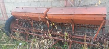 свекла уборочная комбайн: Комплект навесной и прицепной сельхозтехники для трактора: - Зерновая