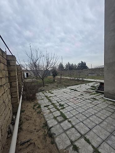 cən satisi: Sened paket kupça 8 sotda inşa olunub 3 otag aşagı mertebede,ust qatda — 6
