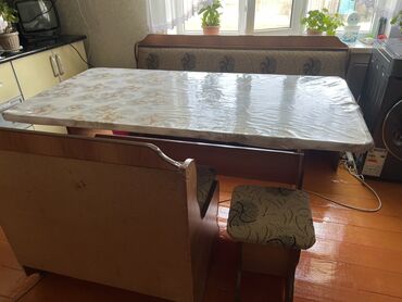 электро шезлонг для новорожденных: Кухонный стол и стул