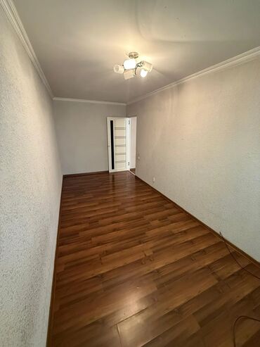 дома: 2 комнаты, 42 м², 104 серия, 1 этаж, Косметический ремонт