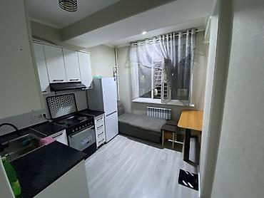 голоден строй: 1 комната, 39 м², Элитка, 6 этаж — 4