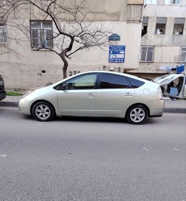 Toyota: Toyota Prius: 1.5 l | 2008 il Hetçbek