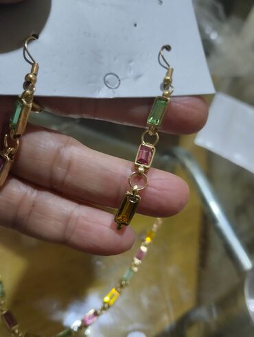 Boyunbağılar: QIZIL SUYUNA SALINMIS BUJETERIYALAR, XARICDEN GETIRILIB. ITALYAN — 6