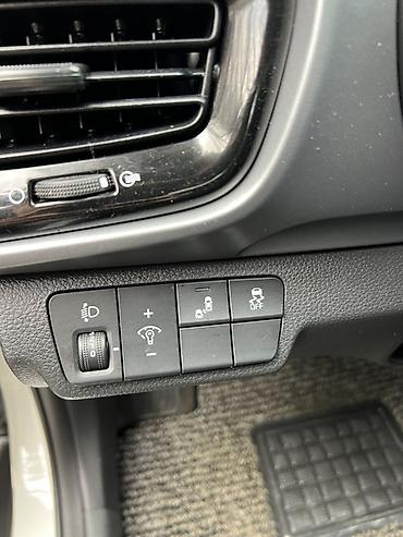 Kia: Kia Stonic: 2019 г., Типтроник, Бензин, Кроссовер — 8