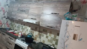 правила проектирования кухонной мебели: Кухонный гарнитур в современном стиле - Комплектация: нижние тумбы с