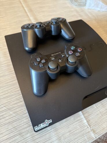PS2 & PS1 (Sony PlayStation 2 & 1): Ps 3,ev seraitinde isdifade olunub,pultlari A classdi,yaddasi-320GB