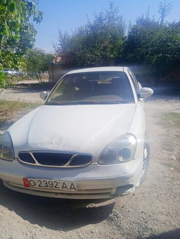 купить бу шины в бишкеке: Белый седан Daewoo Nexia, подходящий